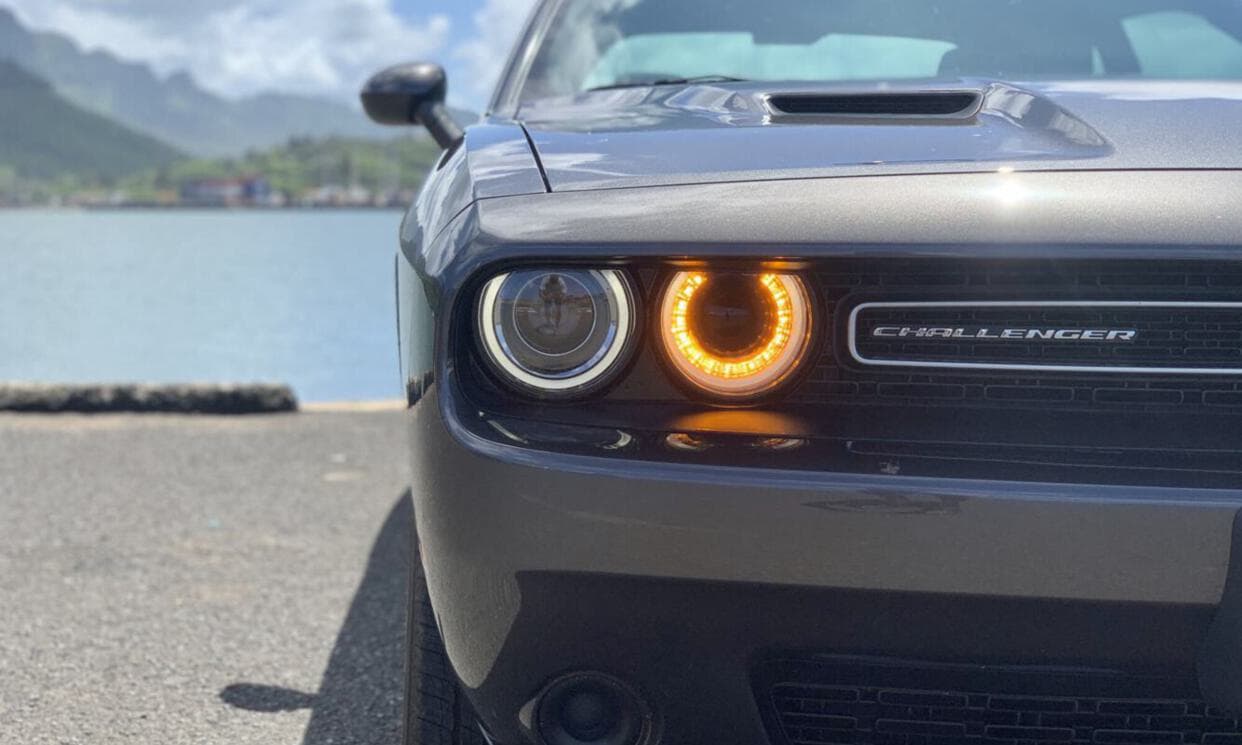 Picture of the car https://aliiphotos.s3.us-west-2.amazonaws.com/dodgeChallenger2019_22/image2.jpg