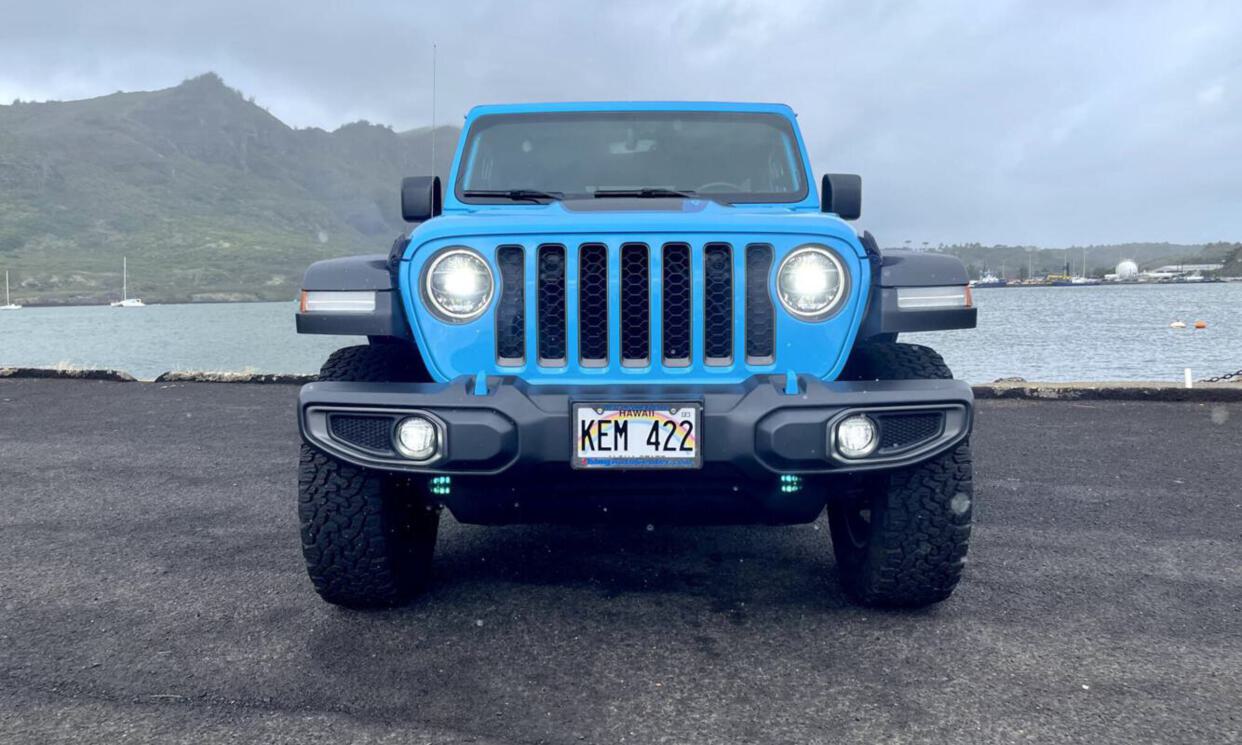 Picture of the car https://aliiphotos.s3.us-west-2.amazonaws.com/jeepWrangler4xe2021_51/image4.jpg